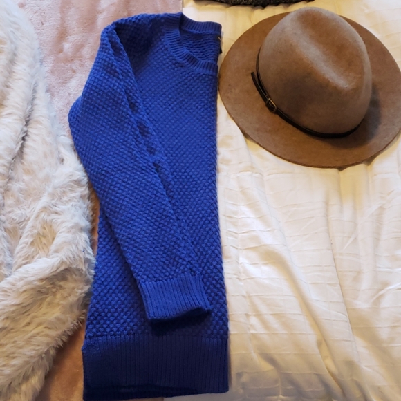 GAP Chunky Cable Knit Sweater XS - Picture 2 of 5